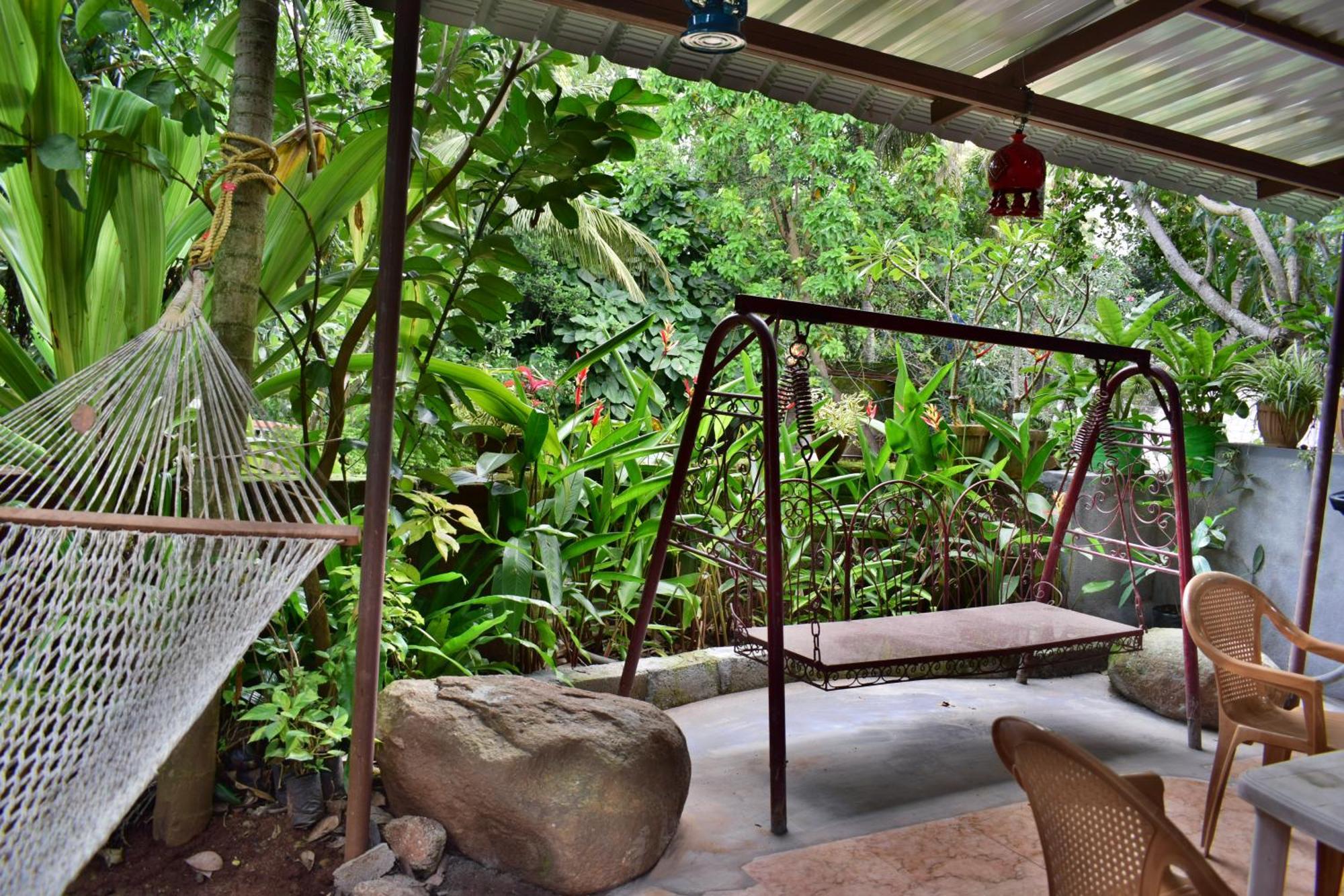Silent Waters Resorts Yelagiri Exteriör bild