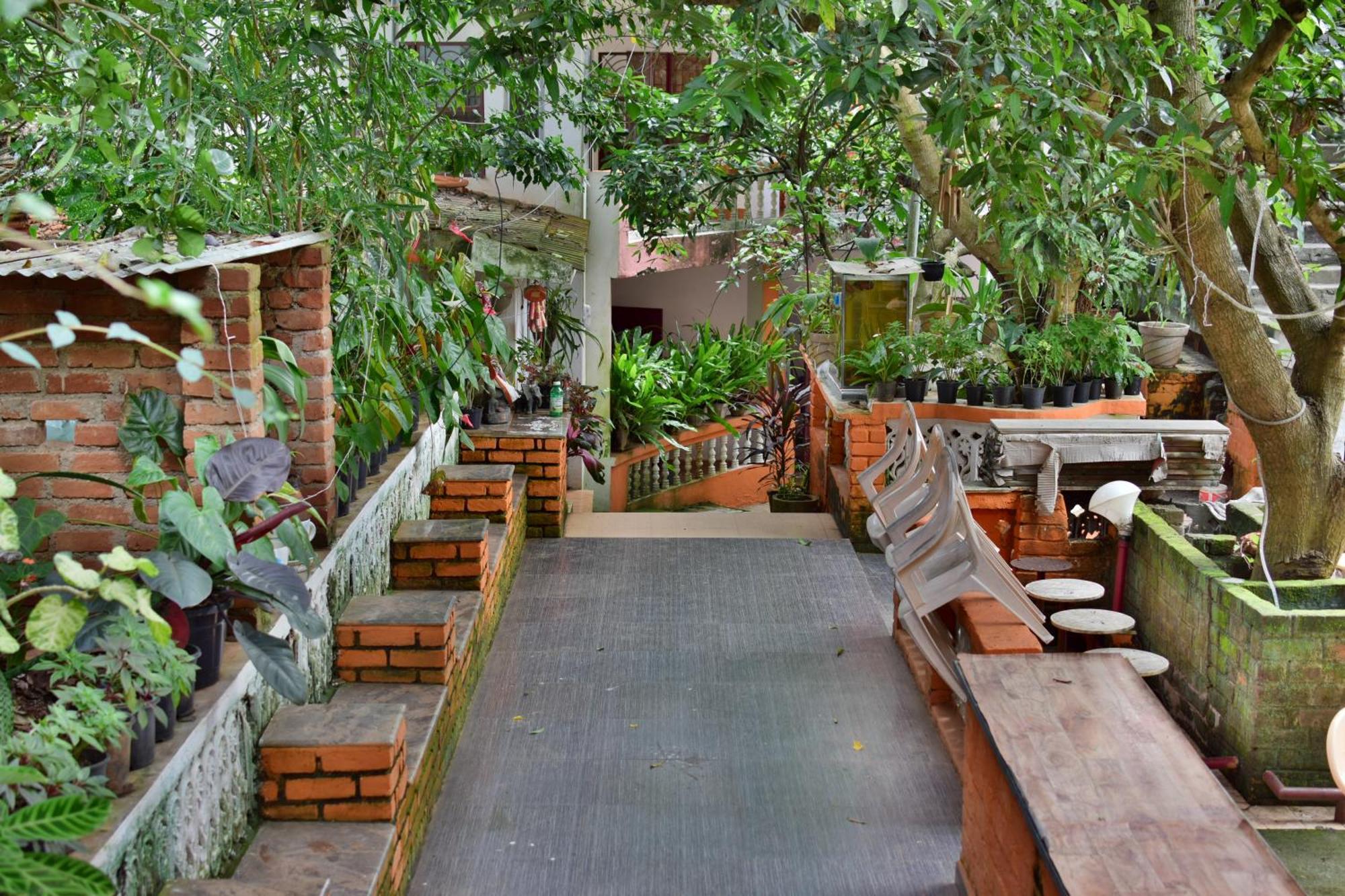 Silent Waters Resorts Yelagiri Exteriör bild