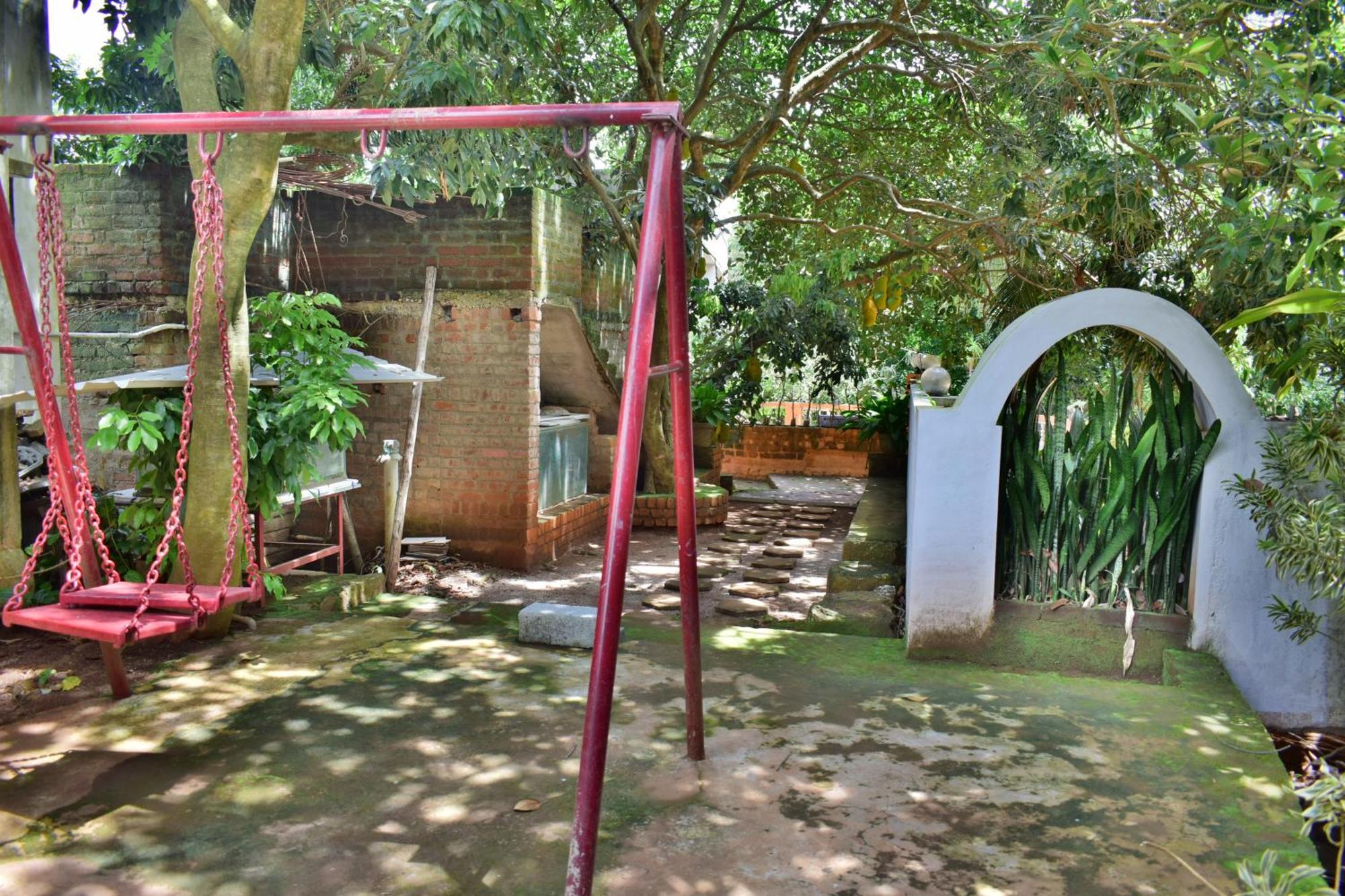 Silent Waters Resorts Yelagiri Exteriör bild