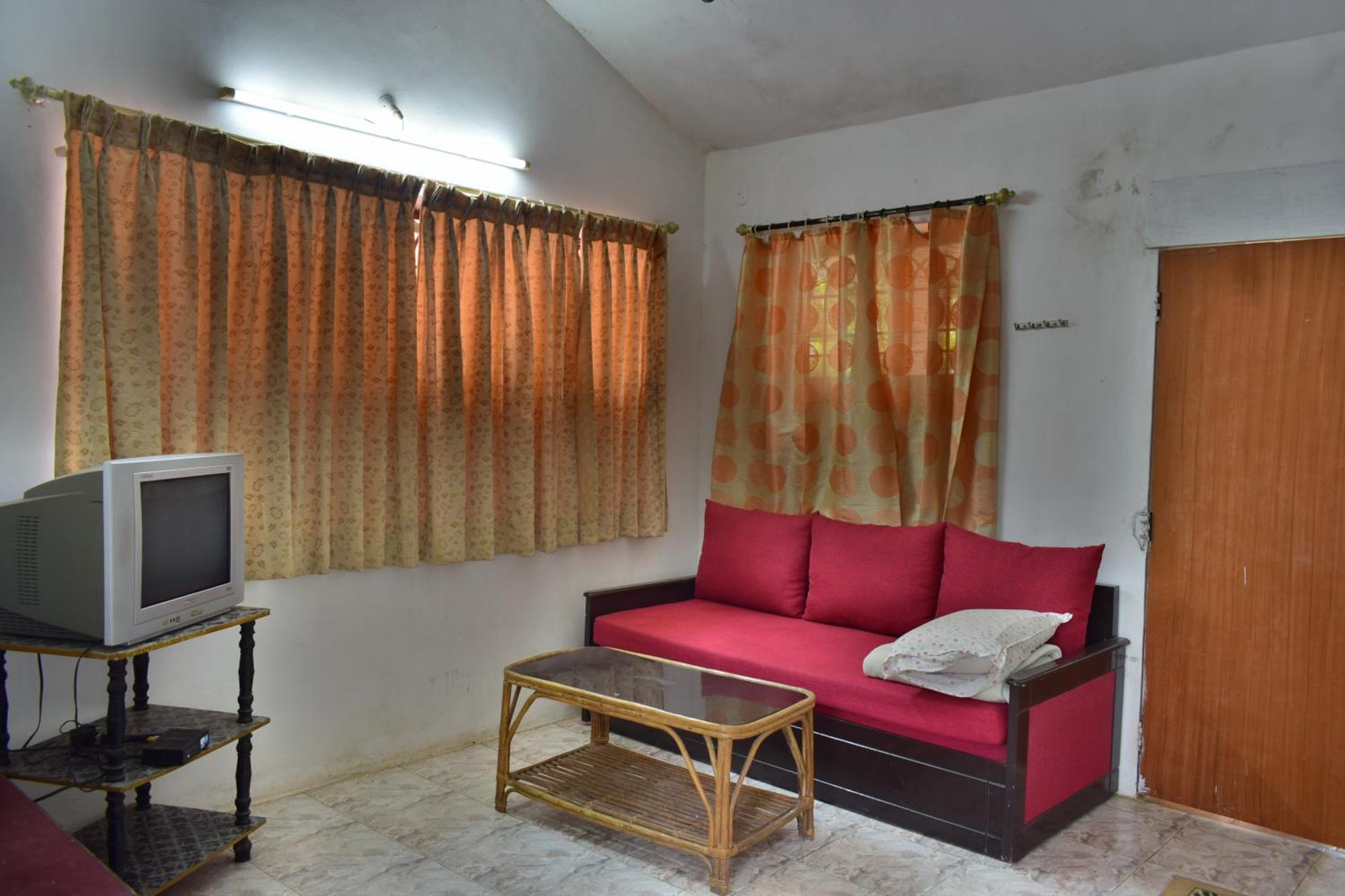 Silent Waters Resorts Yelagiri Exteriör bild