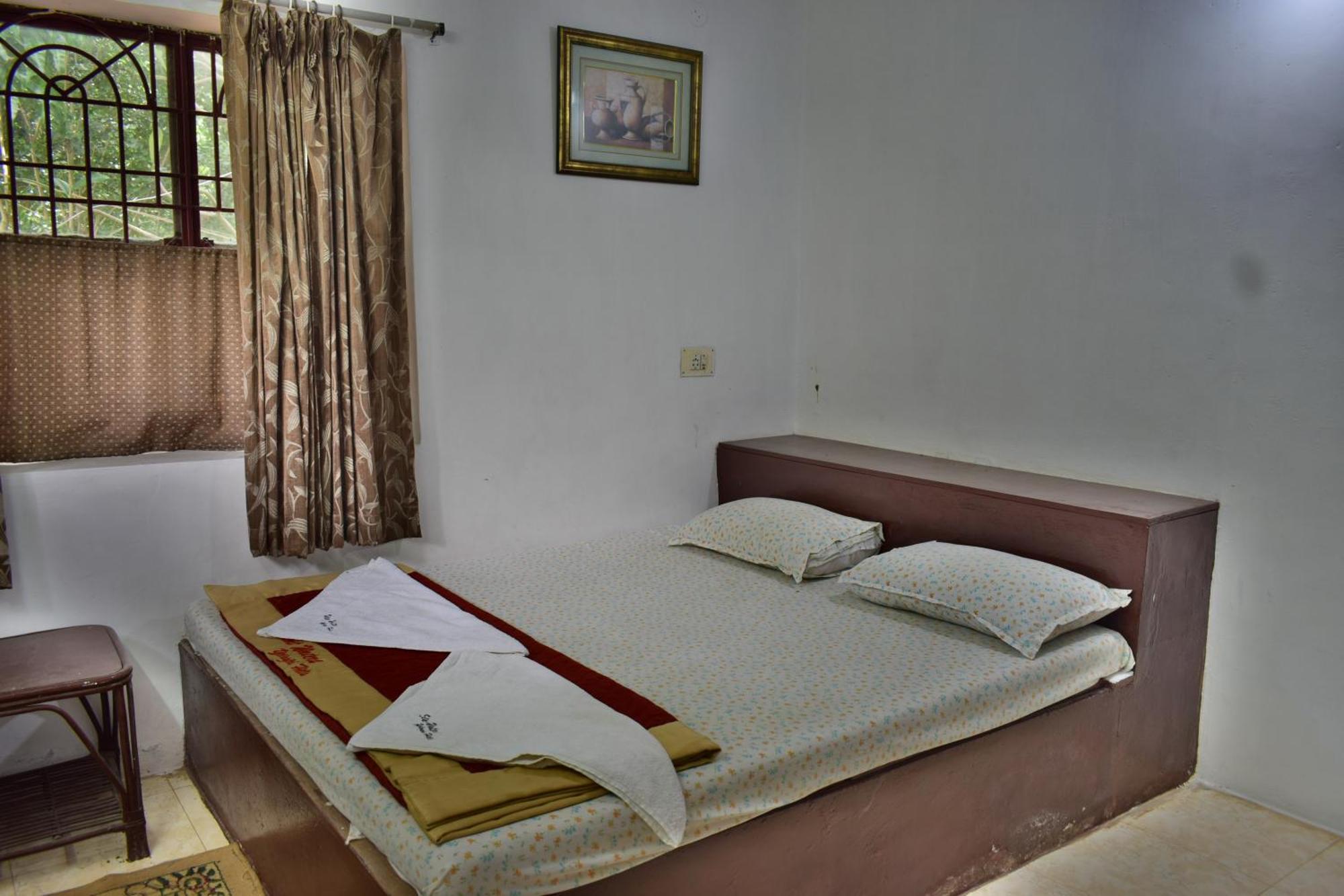 Silent Waters Resorts Yelagiri Exteriör bild
